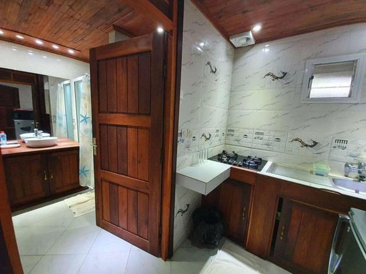 Edena Kely Hotel Mahajanga Kültér fotó