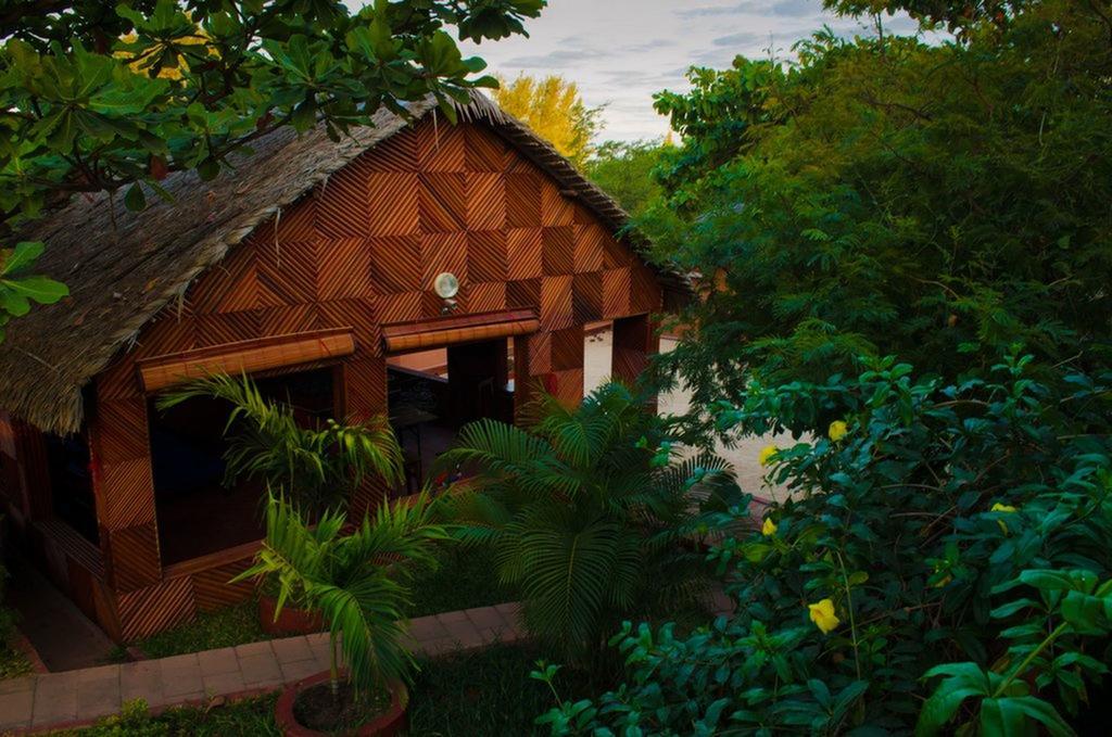 Edena Kely Hotel Mahajanga Kültér fotó