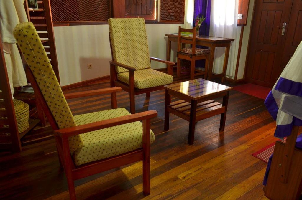 Edena Kely Hotel Mahajanga Kültér fotó