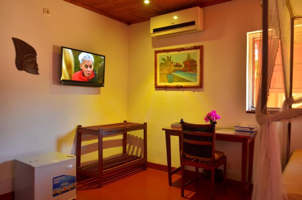 Edena Kely Hotel Mahajanga Kültér fotó
